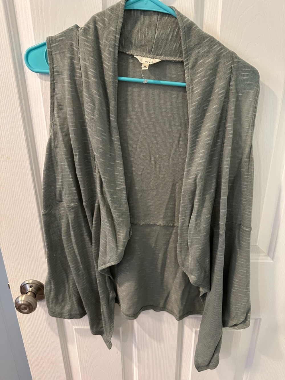 Draped Open-Front Women's Cardigan in Sage Green - Unknown Brand